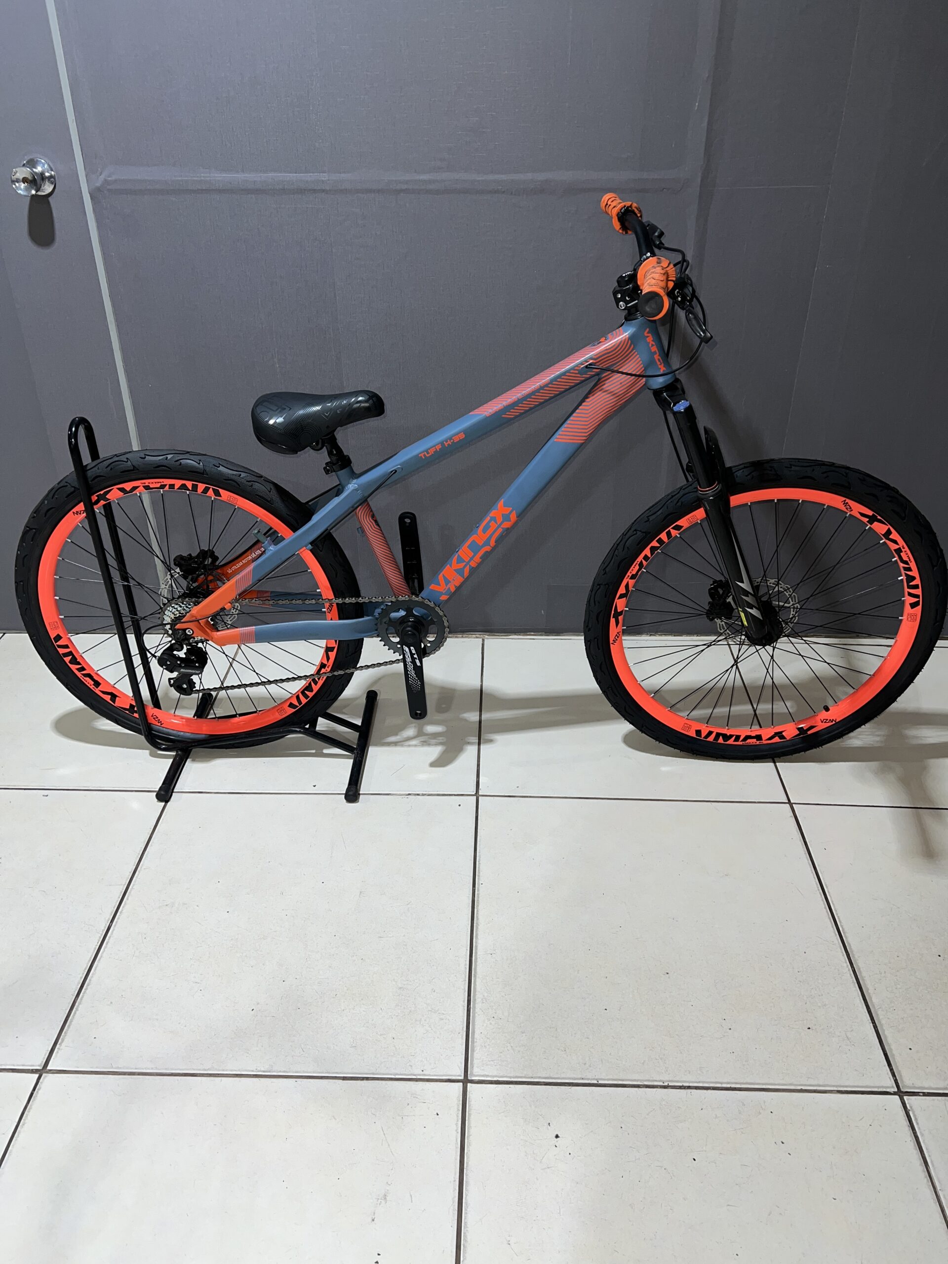 Bicicleta aro 26 Viking X Tuff X-35