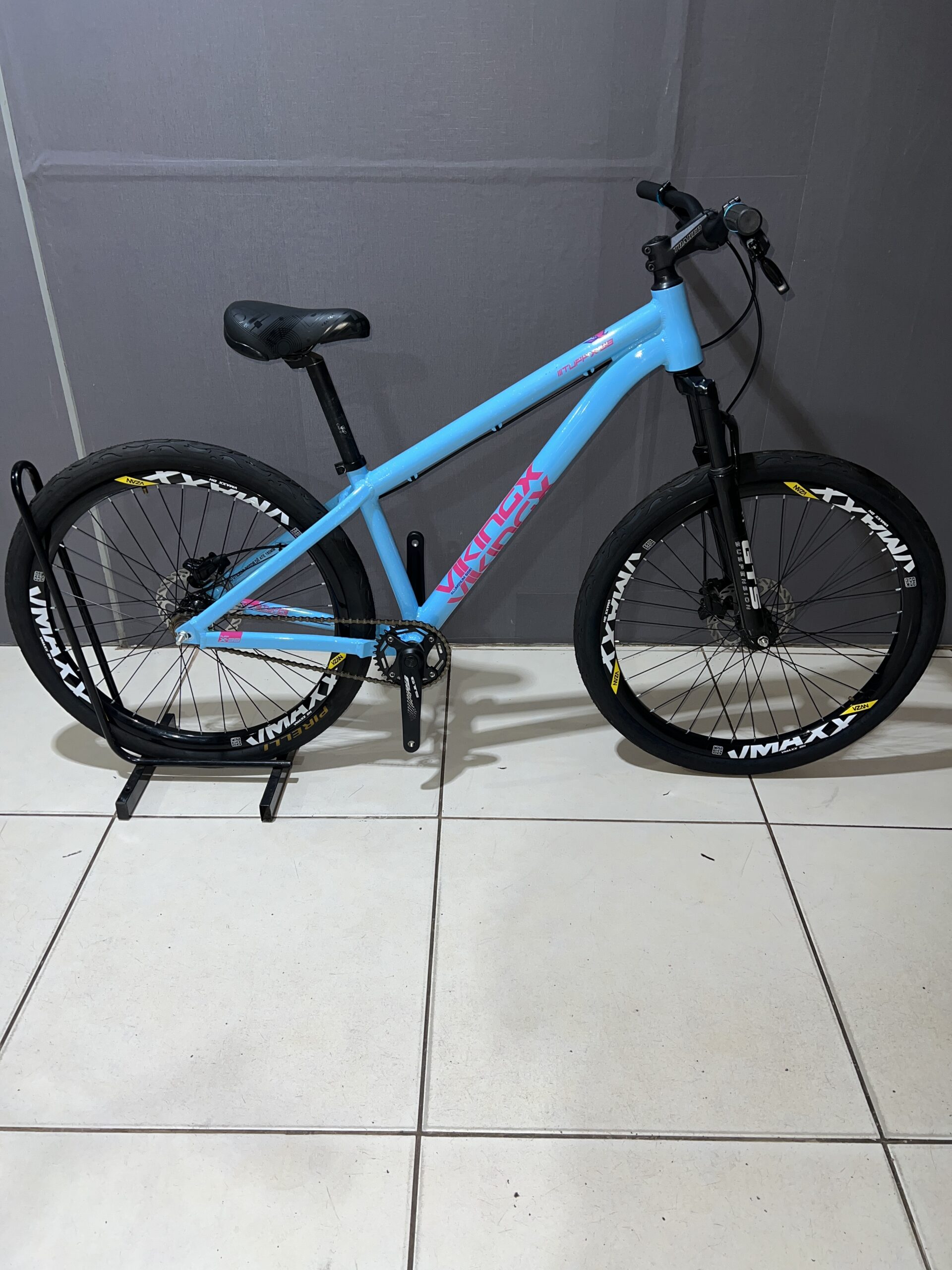 Bicicleta aro 26 Viking X Tuff X-38