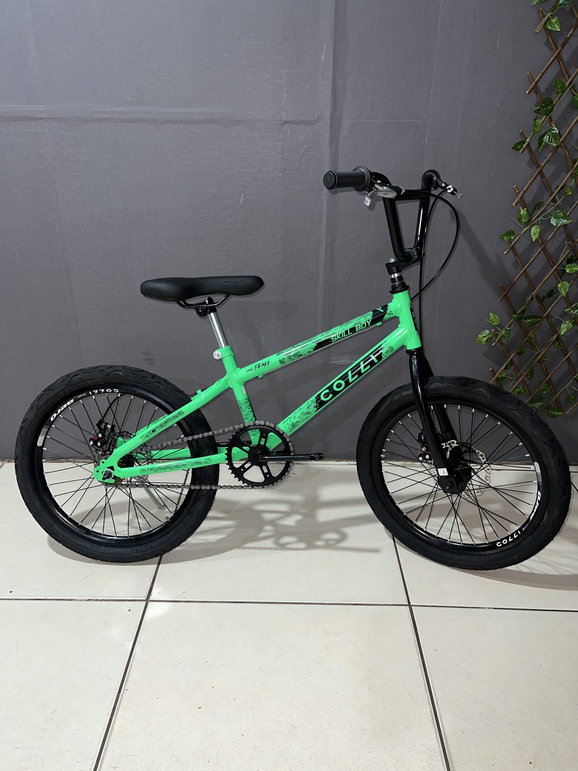 Bicicleta aro 20 Colli Skill Boy